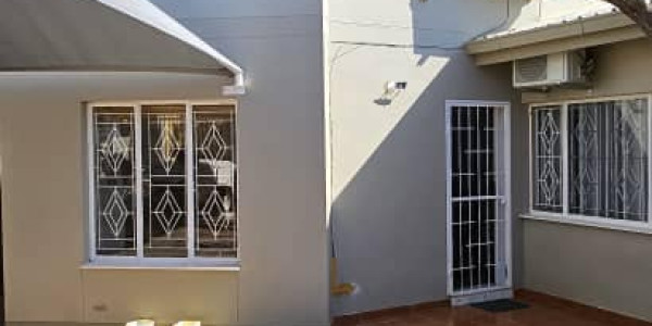 Windhoek Khomasdal, Ext.10: Spacious and modern 3 Bedroom house is For Sale