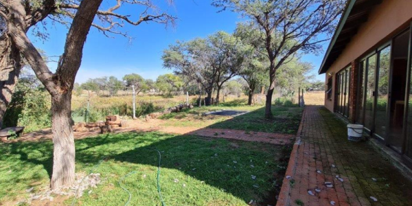 FOR RENT | AVAILABLE 15 DECEMBER 2024 | OUT OF NATURE ESTATE