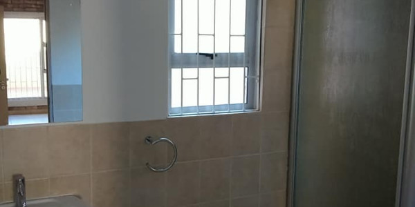 3 Bedroom ground floor apartemnt close to Maerua