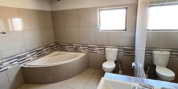 Swakopmund- For Sale- N$7 400 000