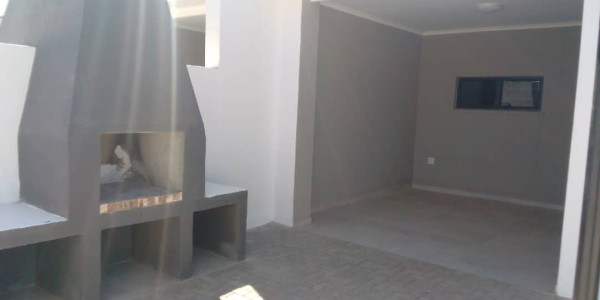 Omaruru:  2 Bedr Unit in Rivendell Estate is for Sale