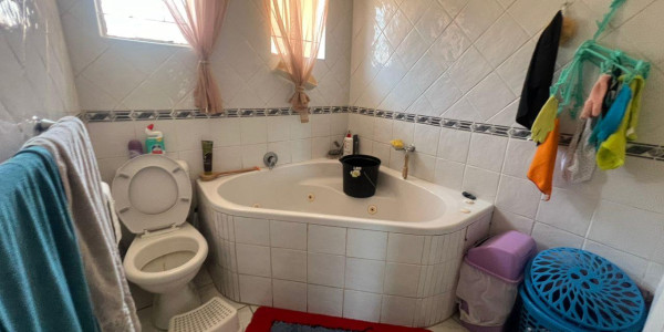 Beautiful 3Bedroom House For Sale: Windhoek West