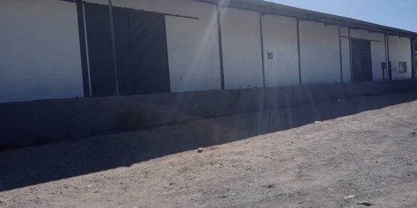 For Sale - Seamless Operations: Warehouse, Retail, and Dispatch Areas- Keetmanshoop N$ 10,600 000.00