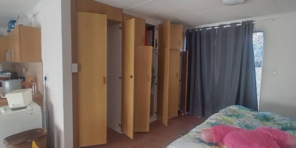2 Bedroom flat to rent in Suiderhof