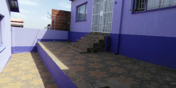 HOUSE FOR RENT - ROCKY CREST, WINDHOEK