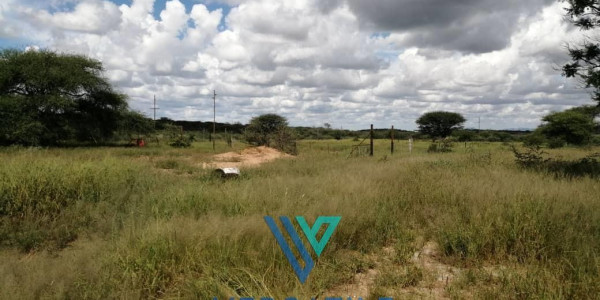 All Nature Lovers,150HA Plot, FOR SALE outside Outjo.