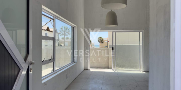 Stunning newly built home, walking distance from the sea and shopping mall.