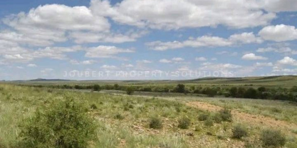 GORGEOUS LIVESTOCK / GAME FARM FOR SALE IN THE SOUTH OF NAMIBIA