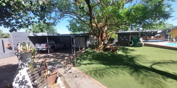 Freestanding Home for sale - Pionierspark