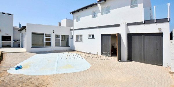 Ext 6 (South Dune), Henties Bay:  6 Bedr Double Storey Home is for Sale