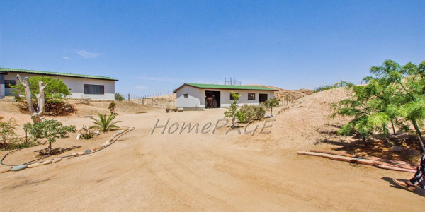 Swakop River Plots: Swakopmund: Awesome plot with good Water is for Sale