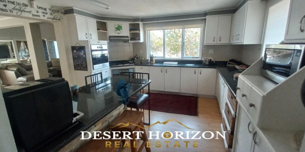 Erongo Walvis Bay | Stunning family home with a flat in the Lagoon area for sale