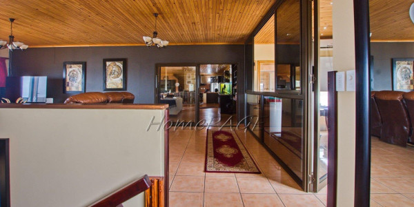 Ext 6, Beach Front, Henties Bay: HUGE 7 Bedr home with sea views for sale