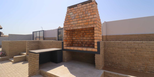 Newly Built Spacious 3 En-Suite Bedroom Home for Sale, Swakopmund