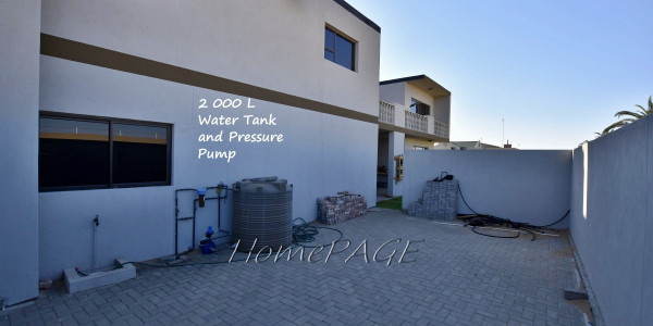 Dolphin  Beach, Walvis Bay:  High-Lying Home is for Sale