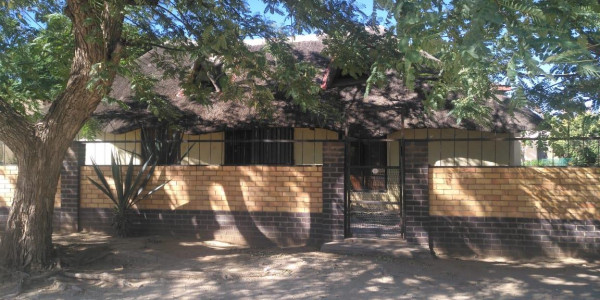 ???????? Residential / Business property for Sale in Otjiwarongo! ????