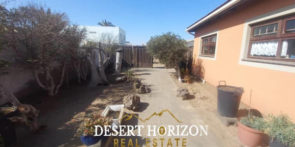 Walvis Bay | 4 Bedroom House For Sale