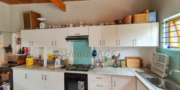 Henties Bay Proper:  5 Bedroom FARMSTYLE HOME is for Sale