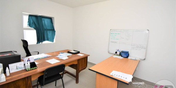 Workshop with offices for rent : Available 1 October 2024
