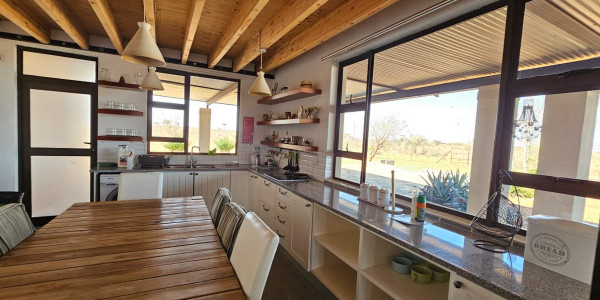 Luxurious Lodge Opportunity Near Windhoek