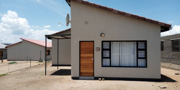 FREESTANDING HOUSE FOR  SALE in Okahandja Extension 7