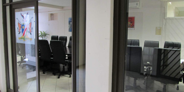 LARGE OFFICE SPACE ON TOP FLOOR OF MAKARIOS CENTRE