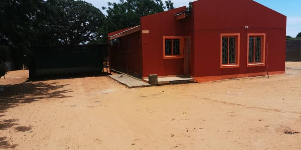 A House to rent in Queenspark, Rundu