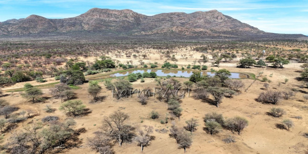 Otjozondjupa Region, Otjiwarongo District, Namibia:  Beautiful Farm for Sale