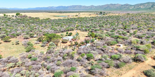 Otjozondjupa Region, Otavi:  25 Ha Smallholding is for Sale