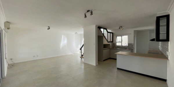 TO LET - Newly renovated Townhouse in Ludwigsdorf