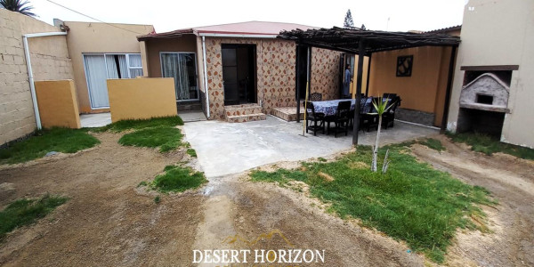 Walvisbay, Central | Backpackers house with licenses for sale