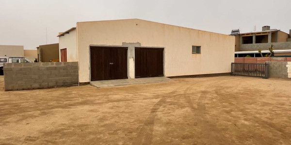 DOUBLE STOREY HOUSE & COMMERCIAL BUILDING FOR SALE