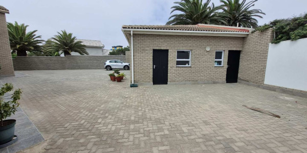 5 Bedroom House for Sale in Vineta, Swakopmund