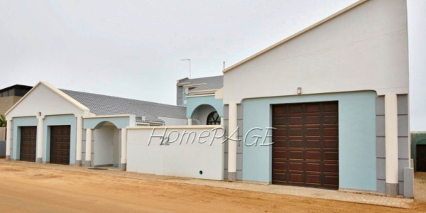 North Dune, Henties Bay:  EXQUISITE VIEWS OF THE OCEAN