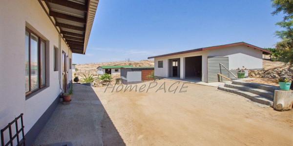 Swakop River Plots: Swakopmund: Awesome plot with good Water is for Sale