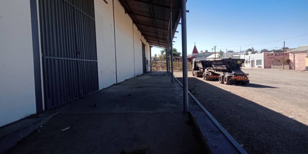 For Sale - Seamless Operations: Warehouse, Retail, and Dispatch Areas- Keetmanshoop N$ 10,600 000.00