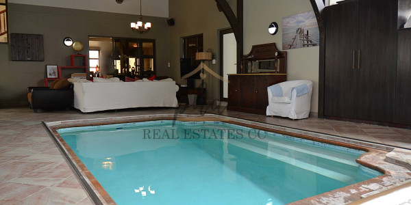 For Sale: Luxurious Beachfront Home with four bedrooms in Swakopmund