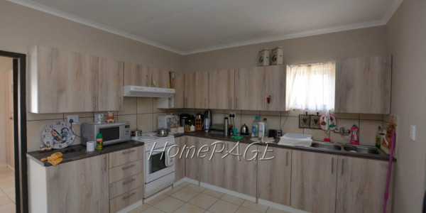 Henties Bay:  6 UNITS ON ONE ERF FOR SALE