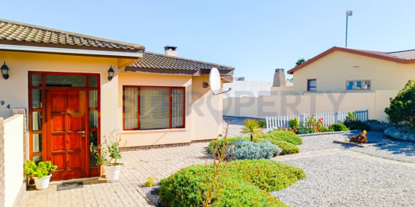 Lovely Family home in Hage Heights