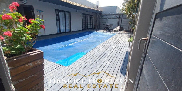 Erongo Walvis Bay | Stunning family home with a flat in the Lagoon area for sale