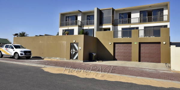 Dolphin  Beach, Walvis Bay:  High-Lying Home is for Sale