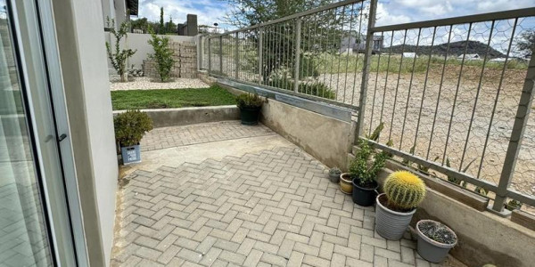 4 Bedroom House For Sale in Elisenheim