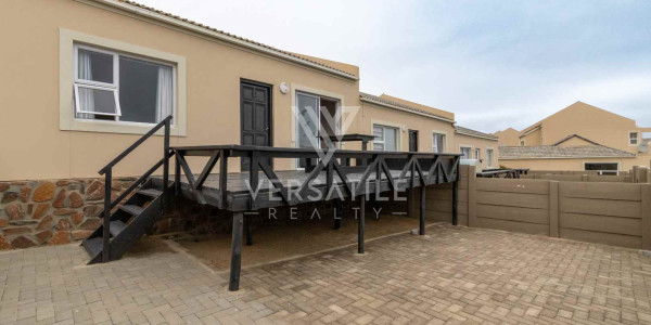 Townhouse with Partial Sea View For Sale