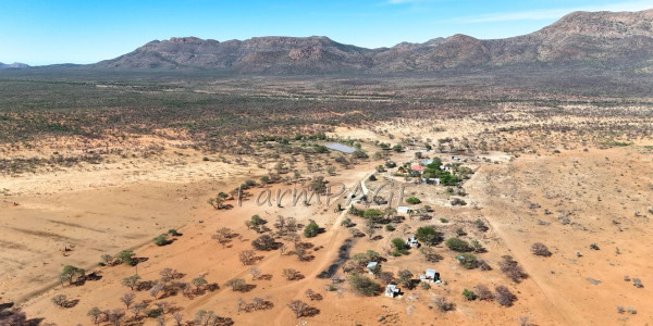 Otjozondjupa Region, Otjiwarongo District, Namibia:  Beautiful Farm for Sale