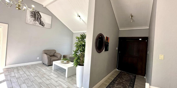 4 Bedroom House For Sale in Klein Windhoek