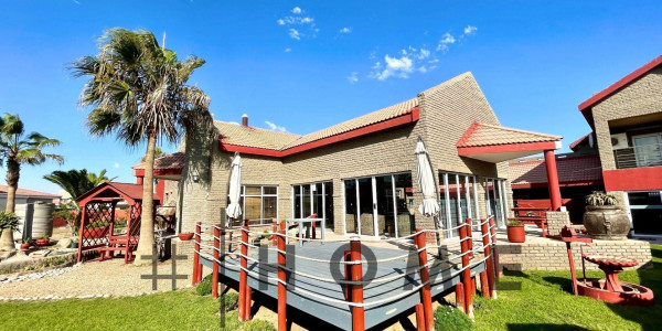 Meersig Guesthouse For Sale