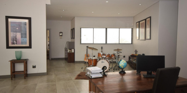 3 BEDROOM HOUSE FOR SALE, SWAKOPMUND, OCEAN VIEW