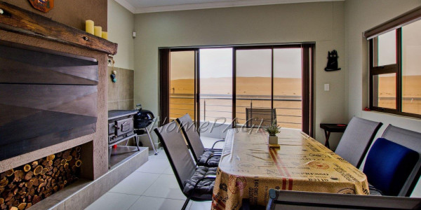 Long Beach Ext 1, Walvis Bay:  Large Luxurious Home with Flat is for Sale