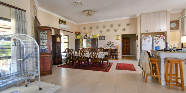 Omaruru Wildlife Estate, Omaruru:  Lifestyle Smallholding WITH ELABORATE Home is for Sale