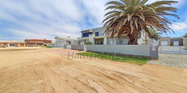 Ext 6 (South Dune), Henties Bay:  BEAUTIFUL 6 Bedr Double Storey Home is for Sale, FURNISHED